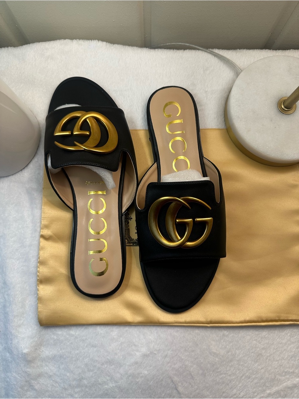 Gucci Black Leather Slides with Gold Double G whitout box